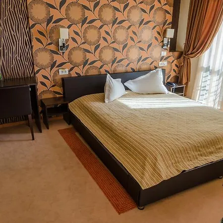 Volo Hotel Bucareste