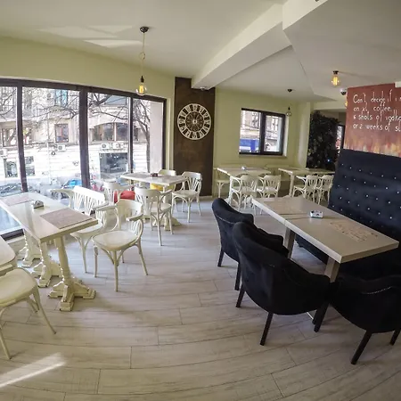 Готель Volo Бухарест